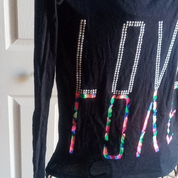 Top - Picture 3 of 5